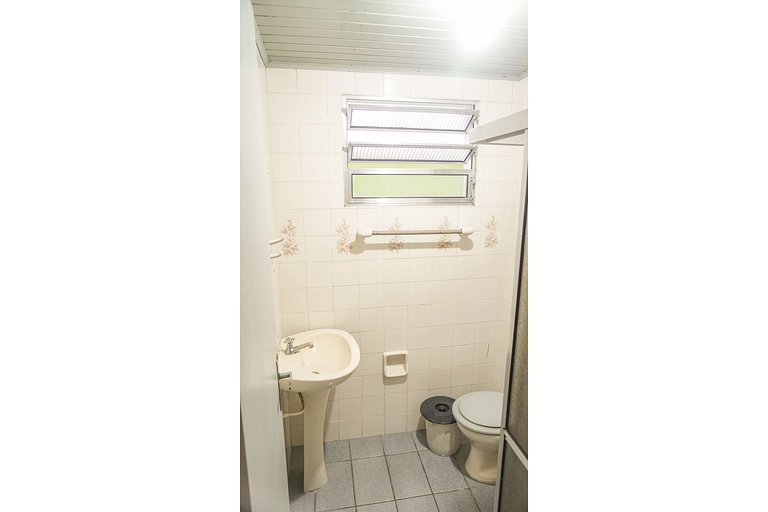 103 - Apartamento Aconchegante Primeira Quadra do mar 2 Vaga