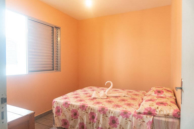 202 - Apartamento Aconchegante Primeira Quadra do mar 2 Vaga