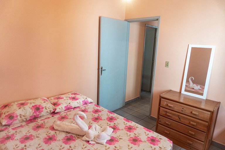 202 - Apartamento Aconchegante Primeira Quadra do mar 2 Vaga