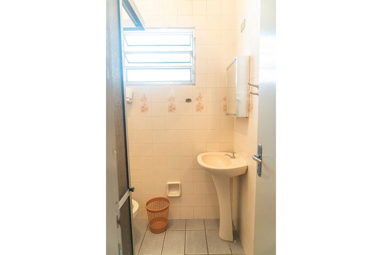 202 - Apartamento Aconchegante Primeira Quadra do mar 2 Vaga