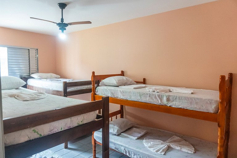 202 - Apartamento Aconchegante Primeira Quadra do mar 2 Vaga