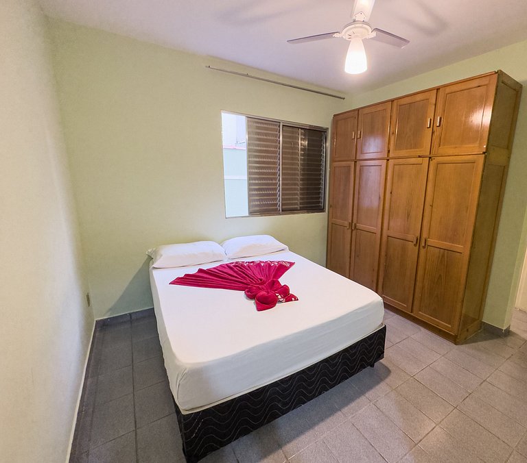 102 - Apartamento Aconchegante Primeira Quadra do mar 2 Vaga
