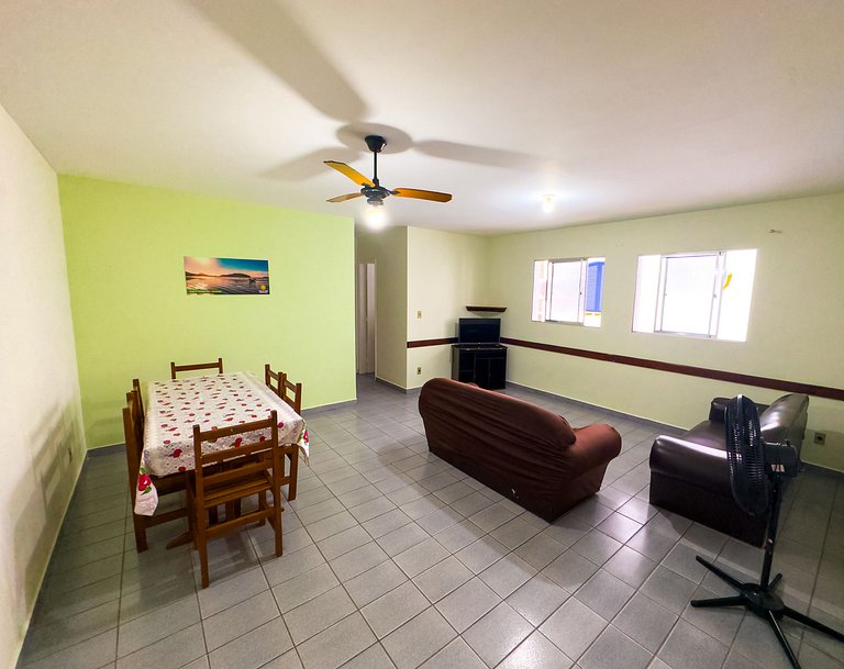 202 - Apartamento Aconchegante Primeira Quadra do mar 2 Vaga